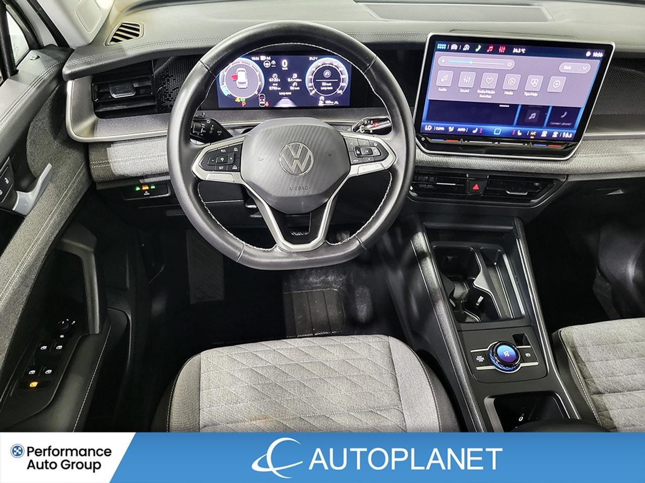 2026 Volkswagen Tiguan Trendline AWD, Back Up Cam, Heated Seats! Photo