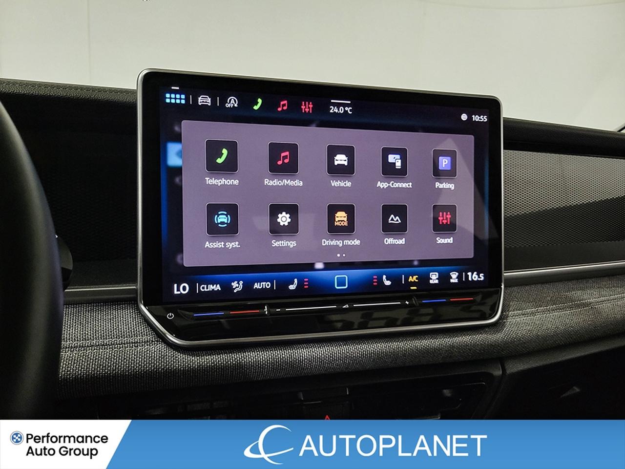 2026 Volkswagen Tiguan Trendline AWD, Back Up Cam, Heated Seats! Photo