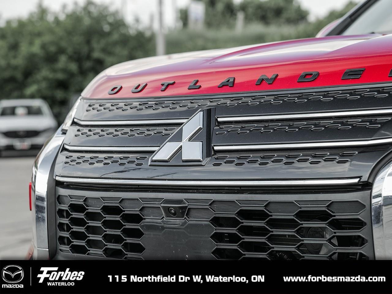 2024 Mitsubishi Outlander  Photo