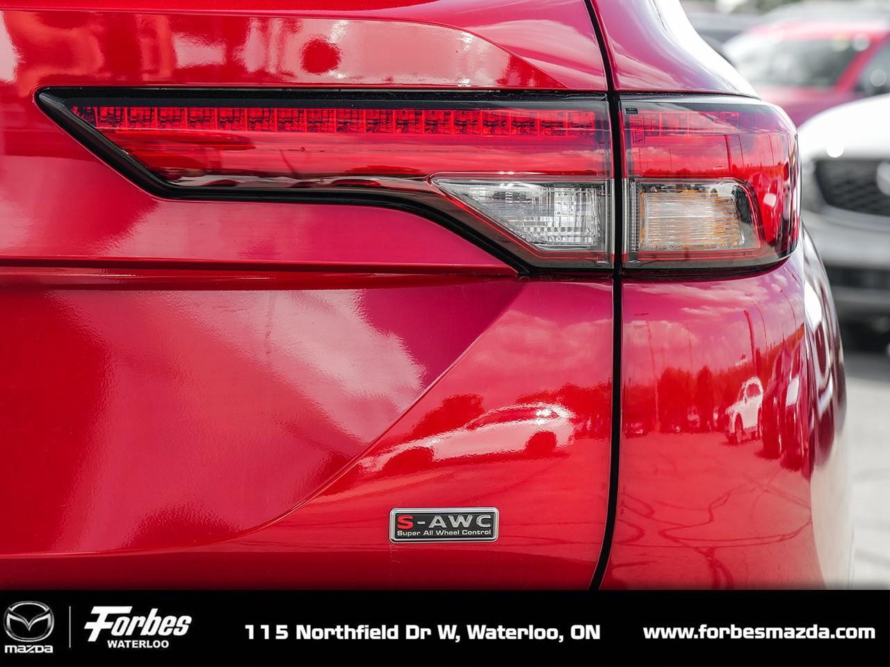 2024 Mitsubishi Outlander  Photo