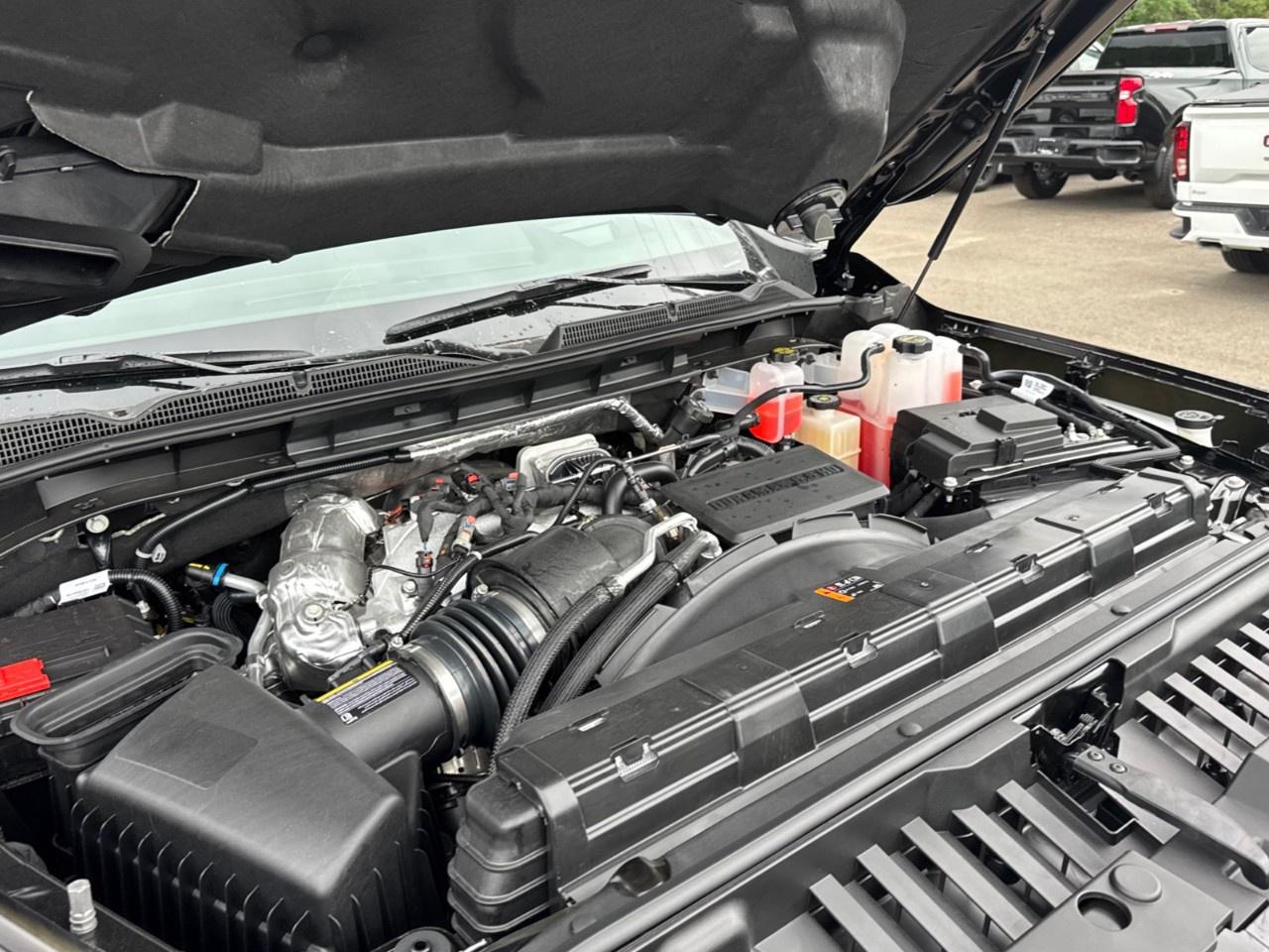 2026 GMC SIERRA 2500HD Crew Cab Standard Box 4-Wheel Drive Denali Ultimate Photo