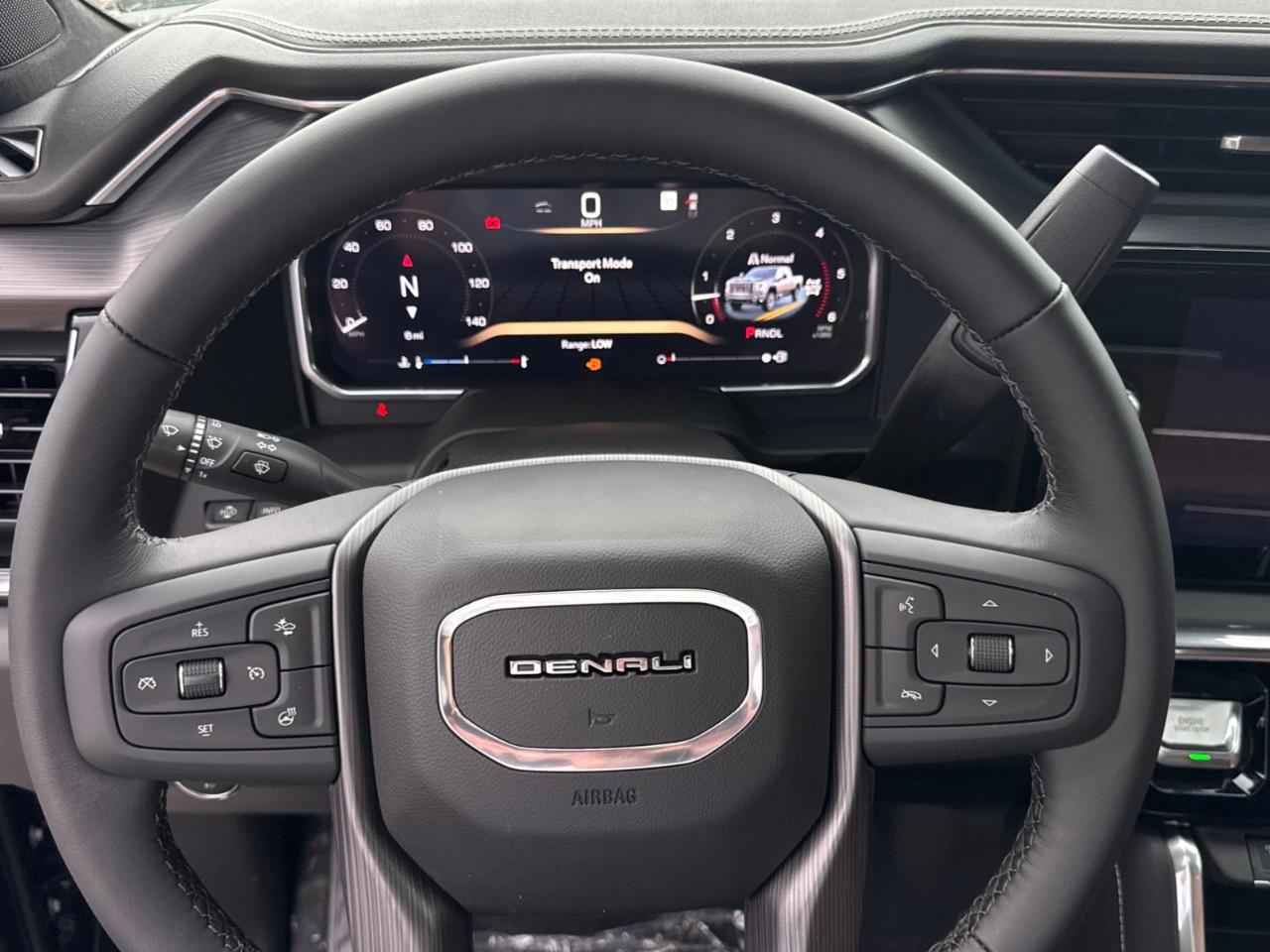 2026 GMC SIERRA 2500HD Crew Cab Standard Box 4-Wheel Drive Denali Ultimate Photo