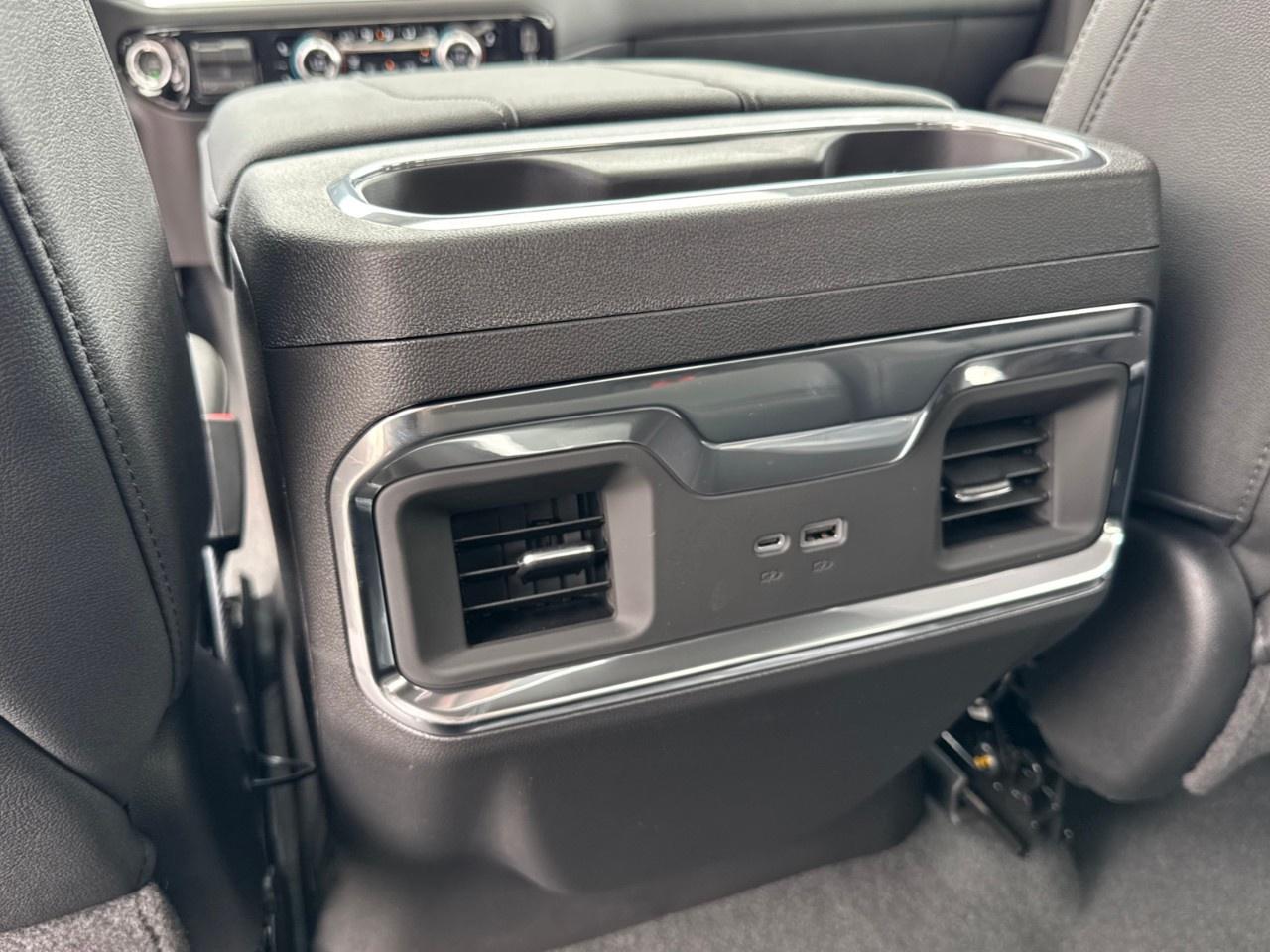 2026 GMC Sierra 1500 Crew Cab Short Box 4-Wheel Drive Elevation Photo