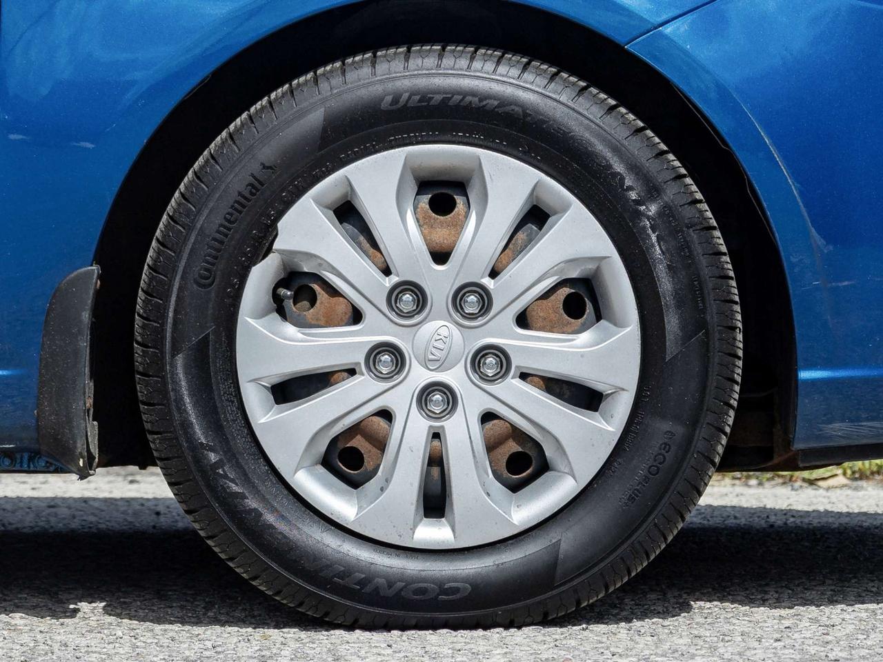 2013 Kia Forte LX Photo