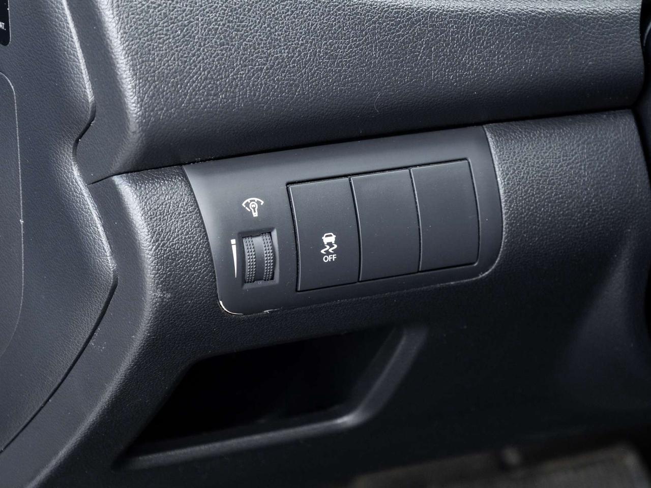 2013 Kia Forte LX Photo