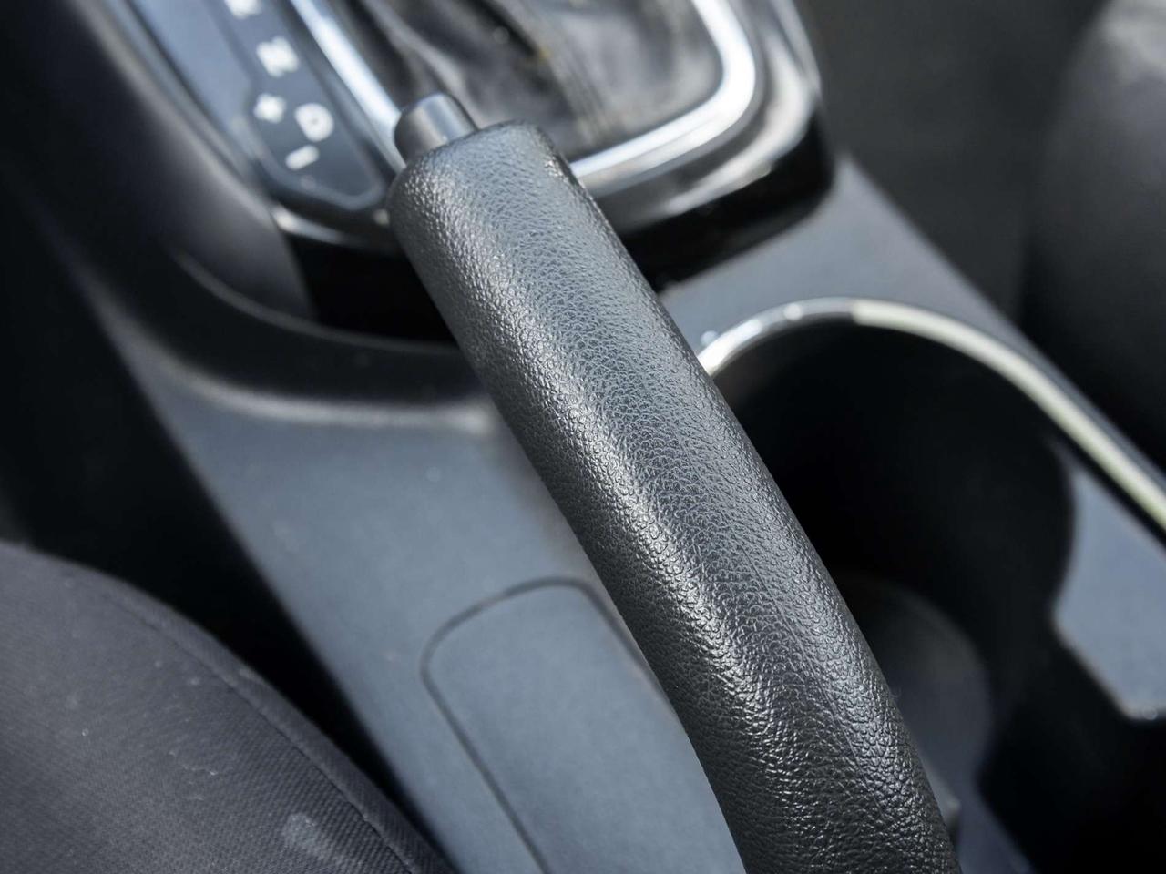 2013 Kia Forte LX Photo