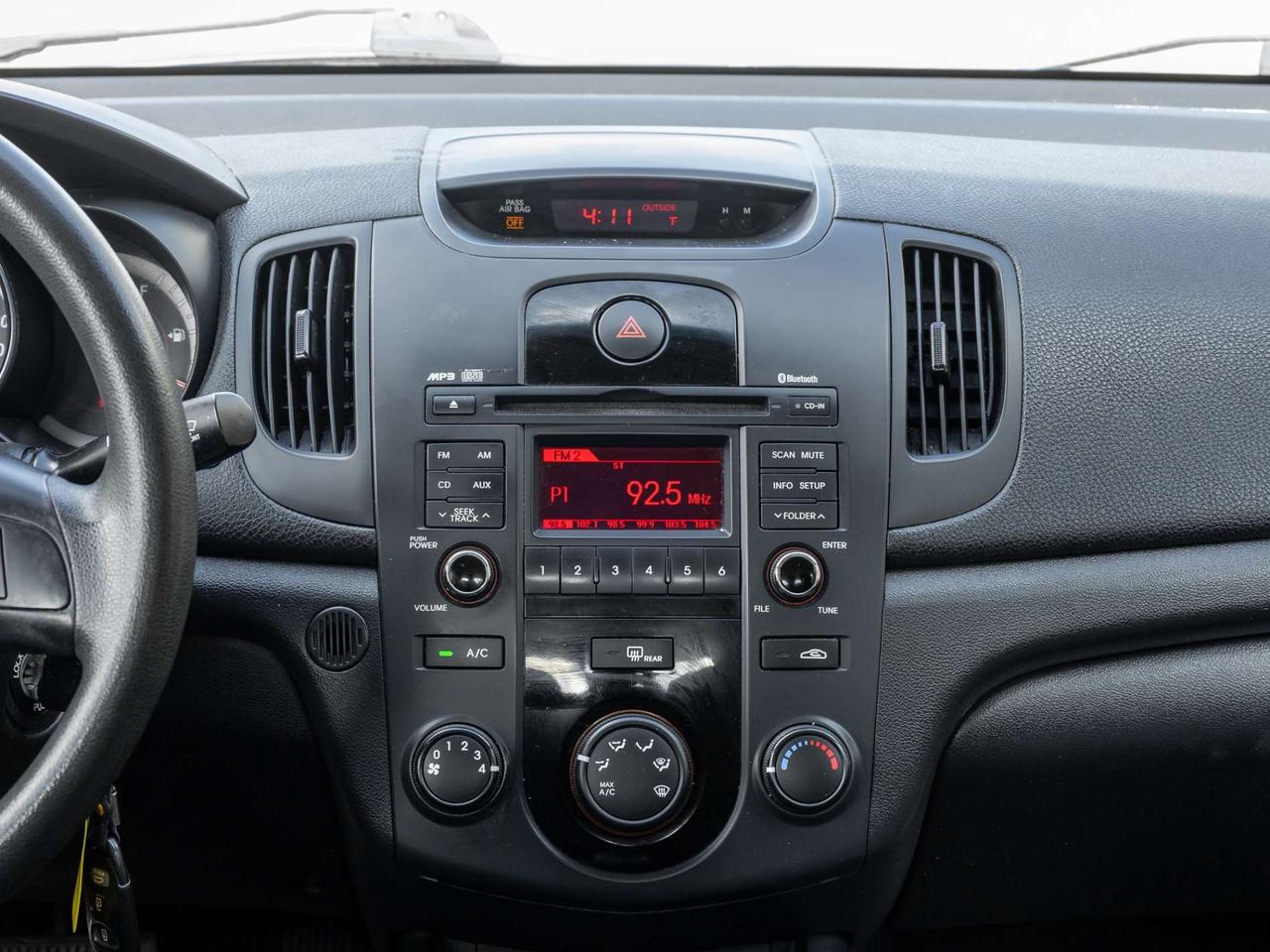 2013 Kia Forte LX Photo