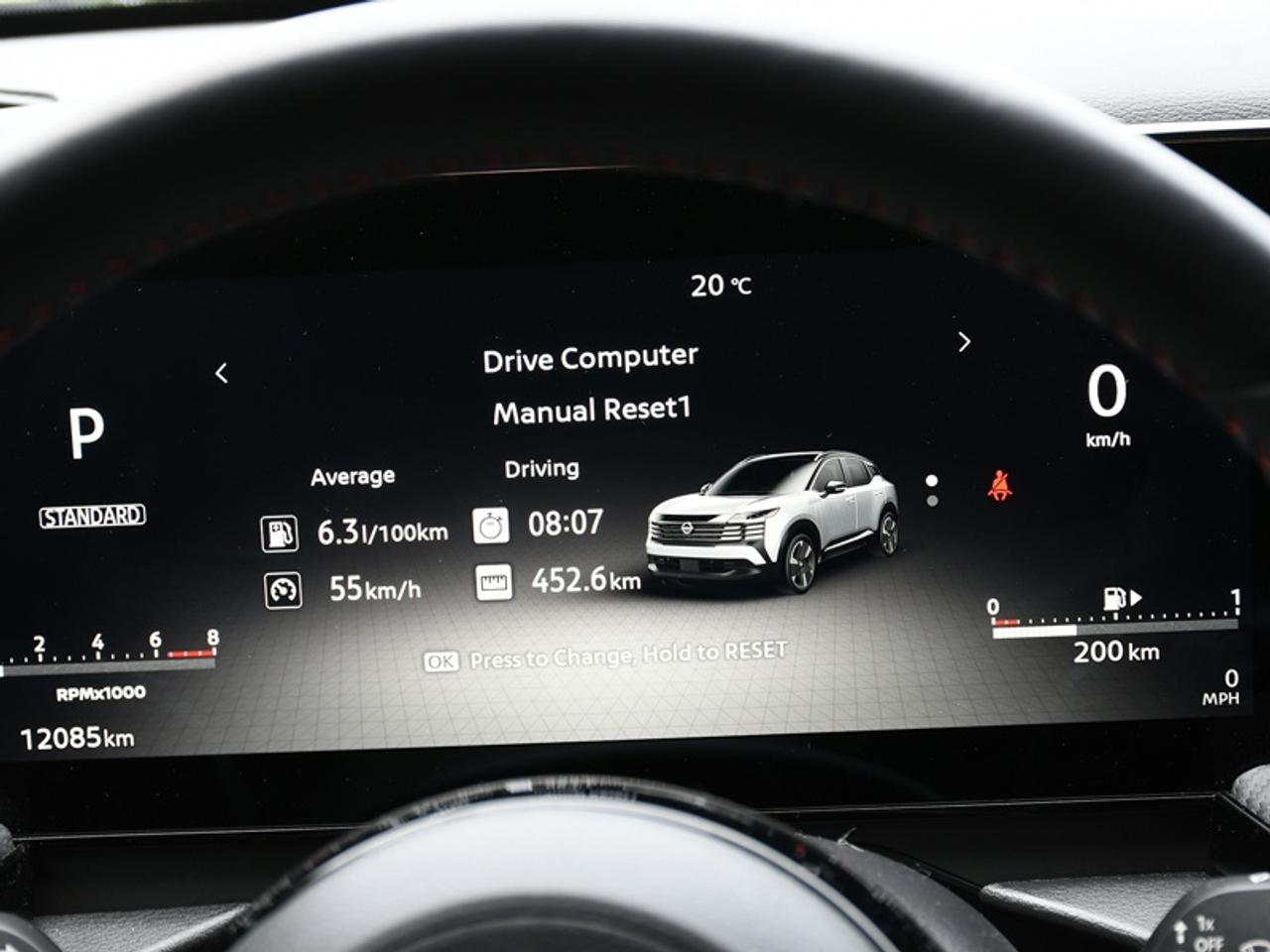 2025 Nissan Kicks SR Premium   Roof   Adaptive Cruise   360 Cam   CarPlay   Android Auto Photo