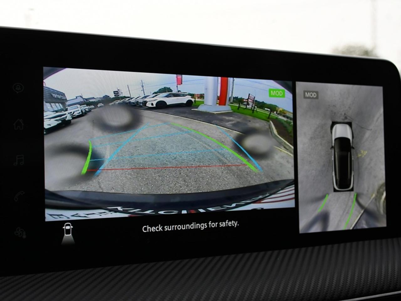 2025 Nissan Kicks SR Premium   Roof   Adaptive Cruise   360 Cam   CarPlay   Android Auto Photo