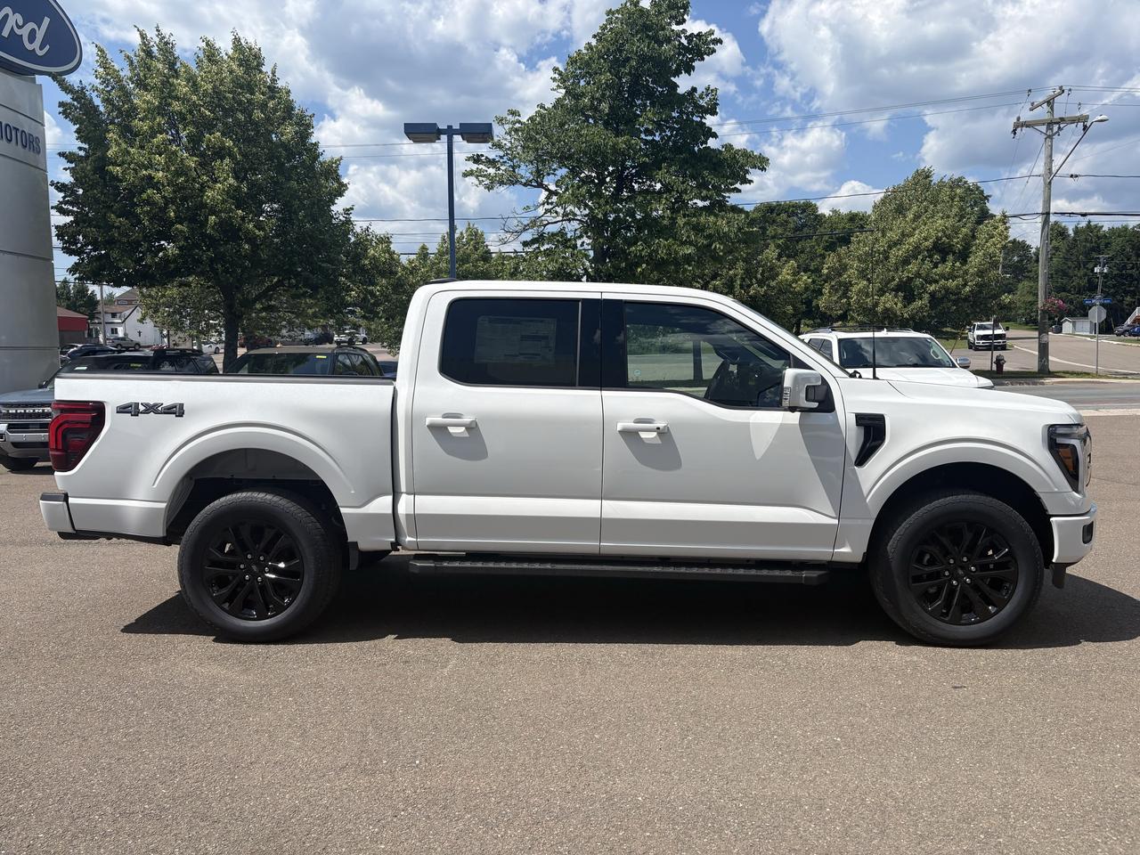 2026 Ford F-150 Lariat Photo3