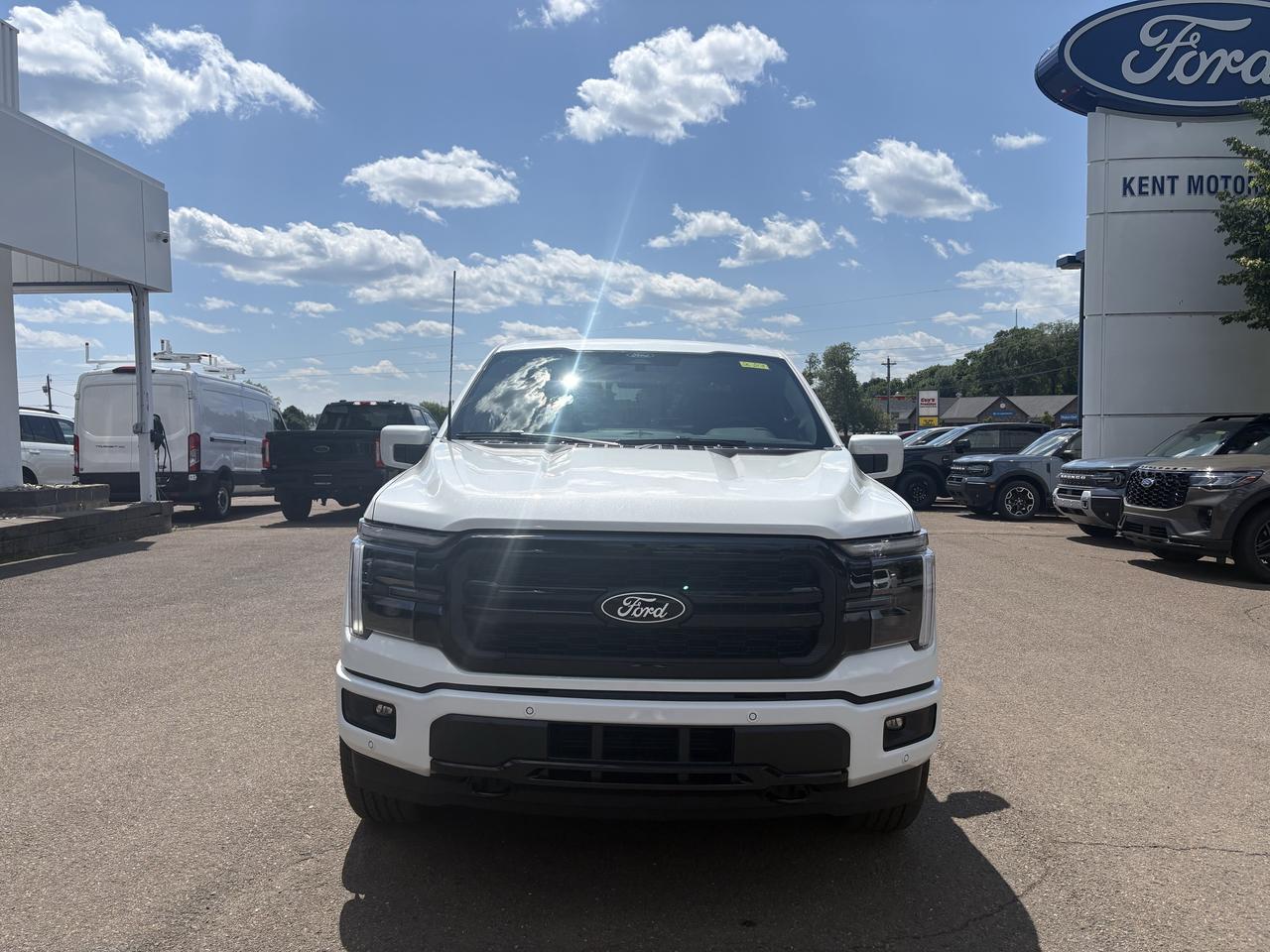 2026 Ford F-150 Lariat Photo1