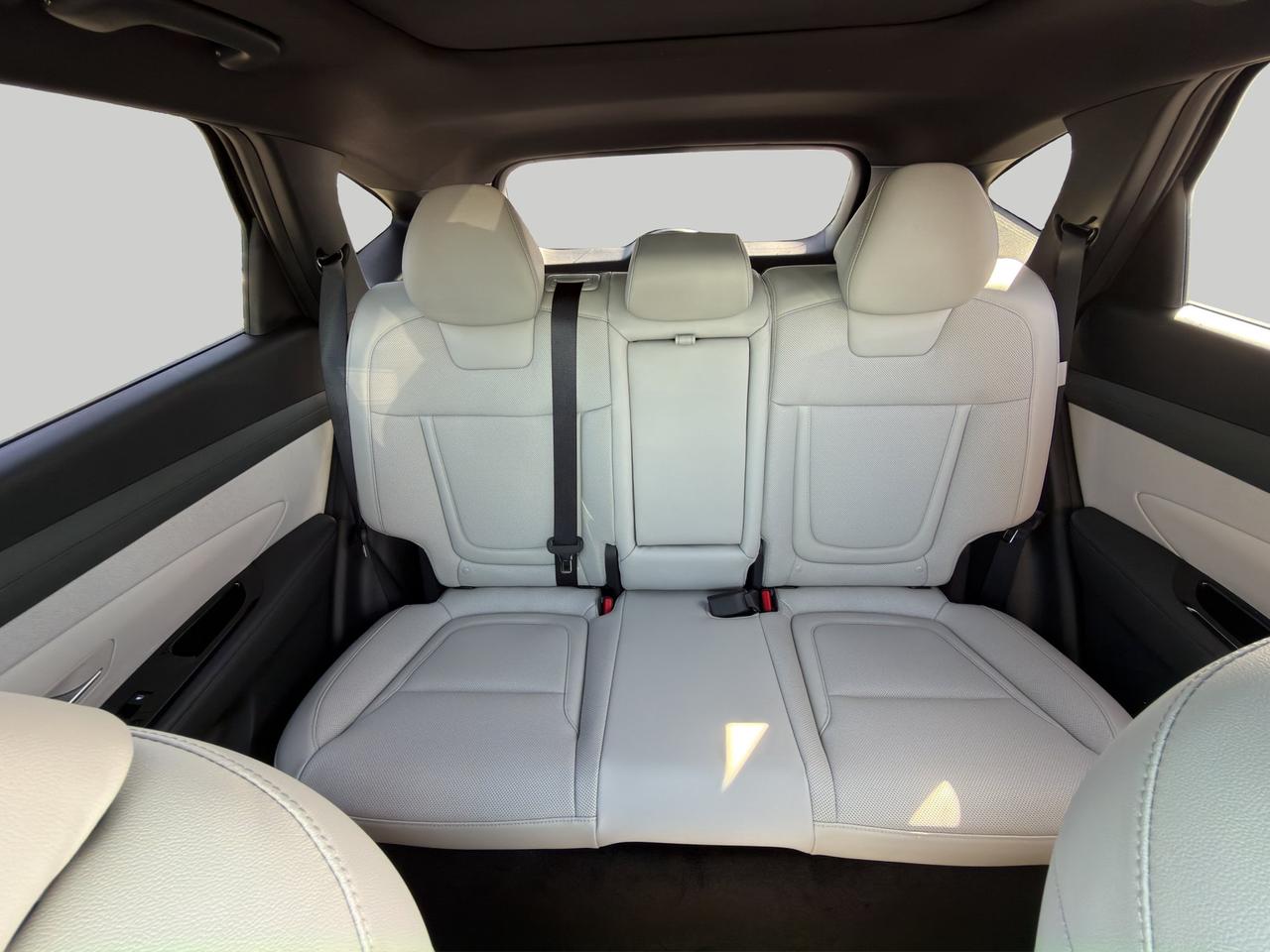 2026 Hyundai Tucson Hybrid Ultimate Photo
