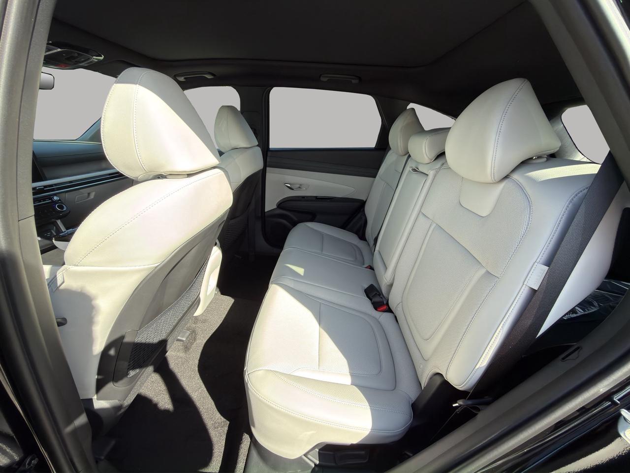 2026 Hyundai Tucson Hybrid Ultimate Photo