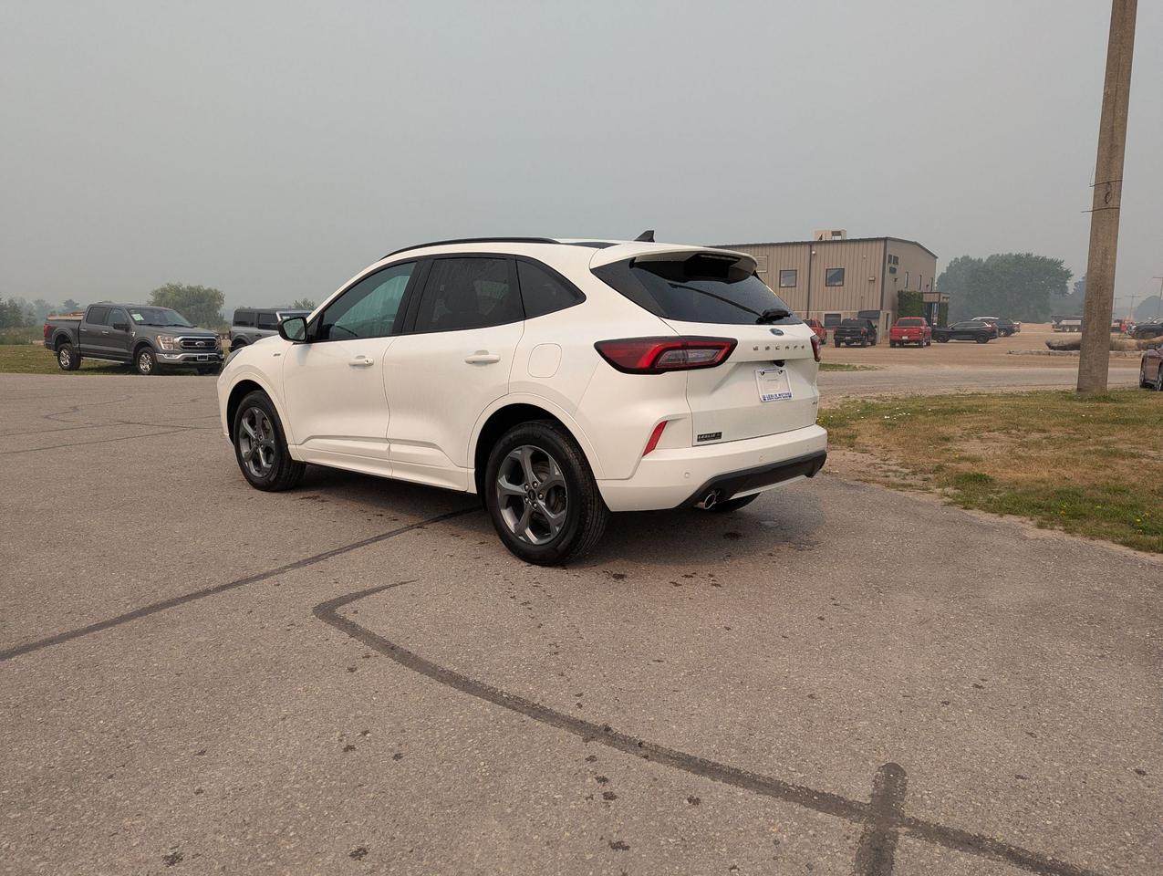 2024 Ford Escape Ford Blue Advantage - ST-Line AWD Photo3