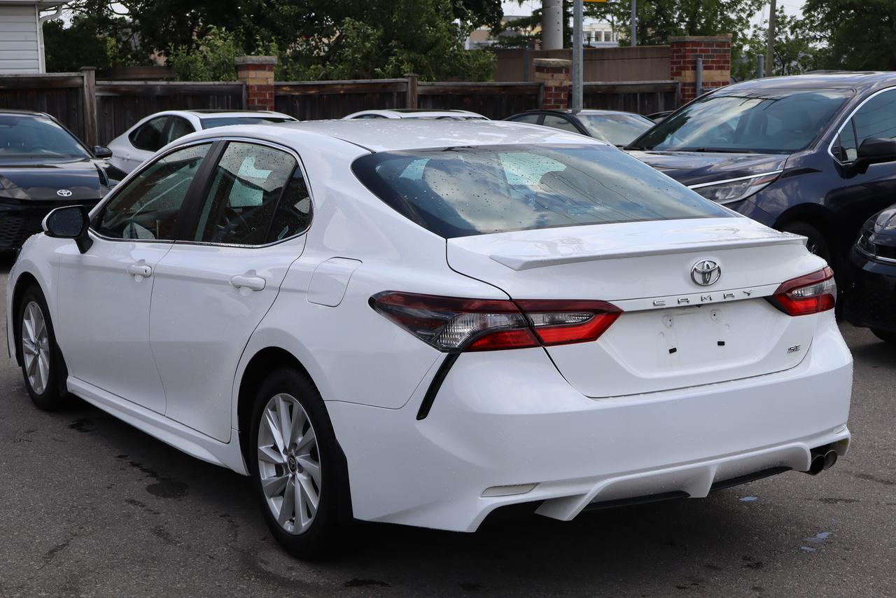 2024 Toyota Camry SE Auto Photo