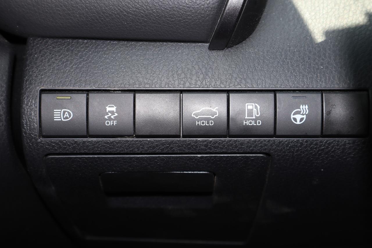 2024 Toyota Camry SE Auto Photo
