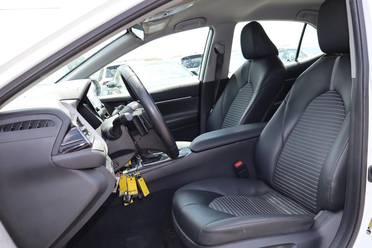 2024 Toyota Camry SE Auto Photo