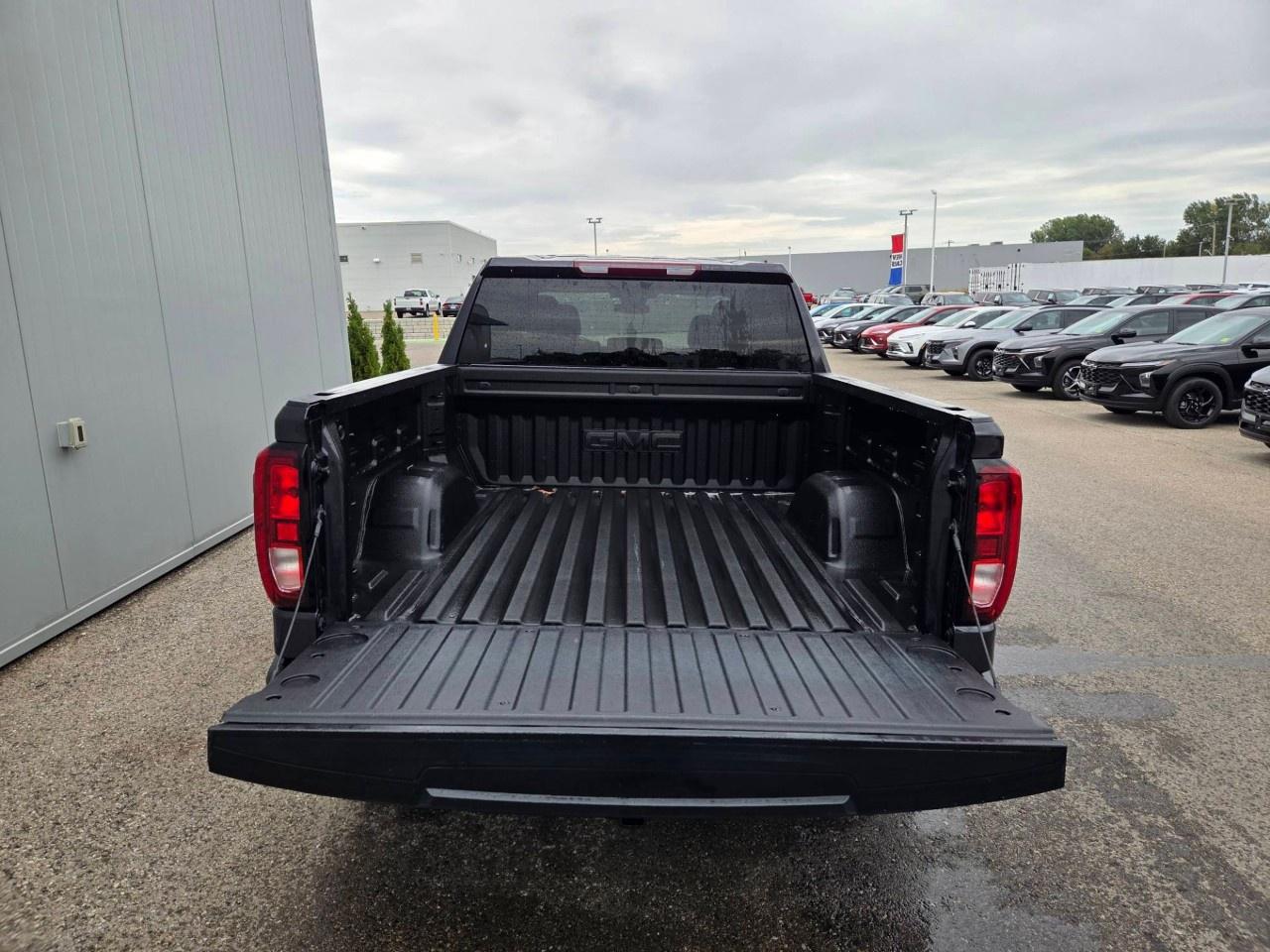2024 GMC Sierra 1500 Crew Cab Short Box 4-Wheel Drive Elevation Photo