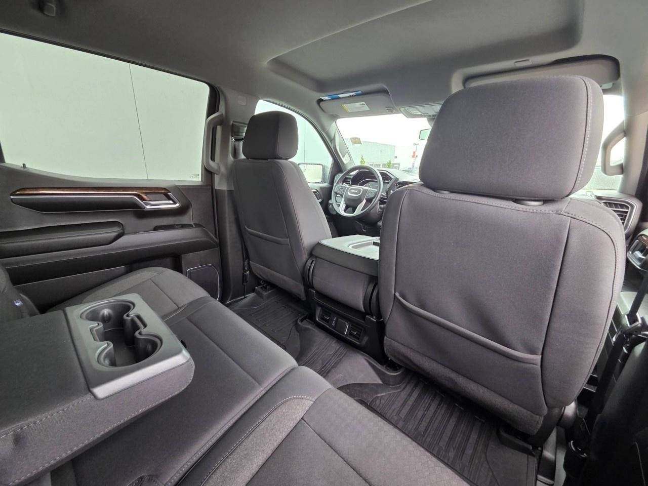 2024 GMC Sierra 1500 Crew Cab Short Box 4-Wheel Drive Elevation Photo