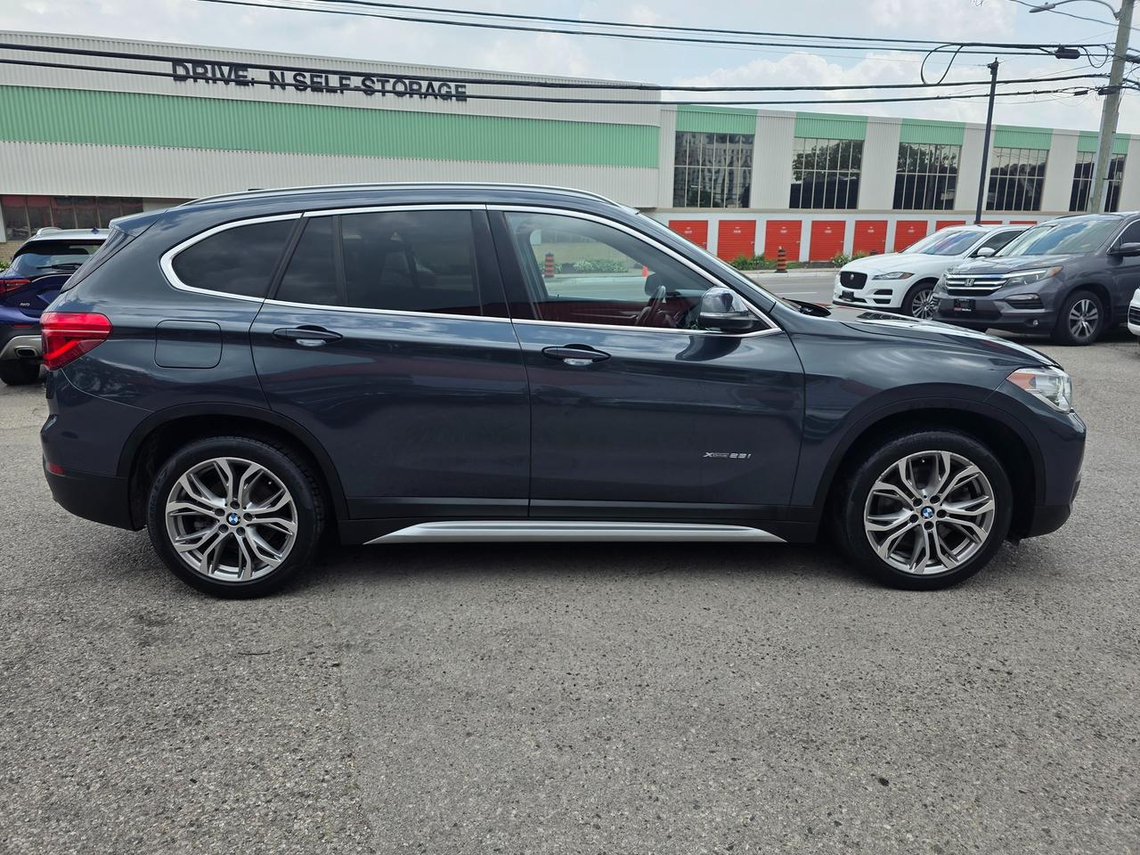 2018 BMW X1 xDrive28i Photo