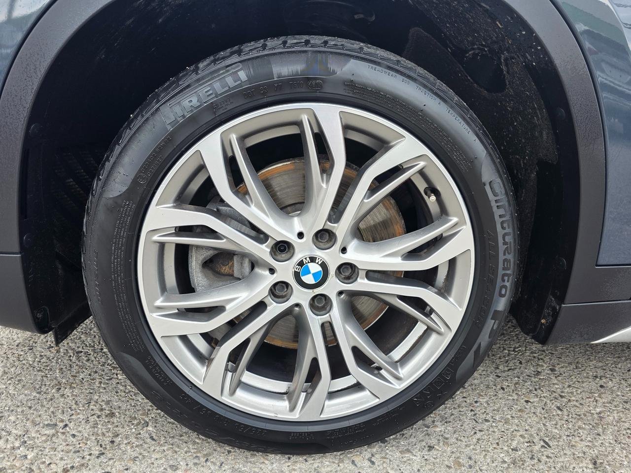 2018 BMW X1 xDrive28i Photo
