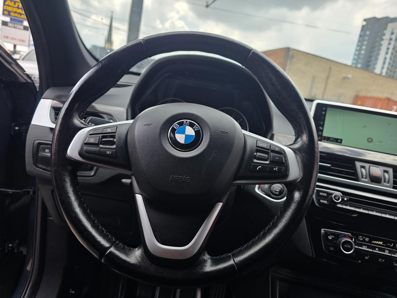 2018 BMW X1 xDrive28i Photo