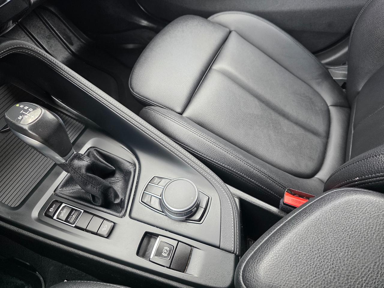 2018 BMW X1 xDrive28i Photo