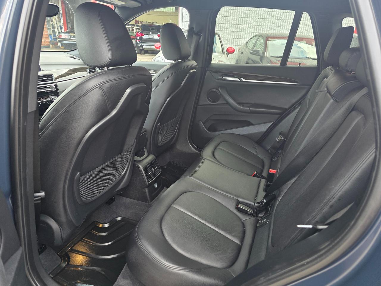 2018 BMW X1 xDrive28i Photo