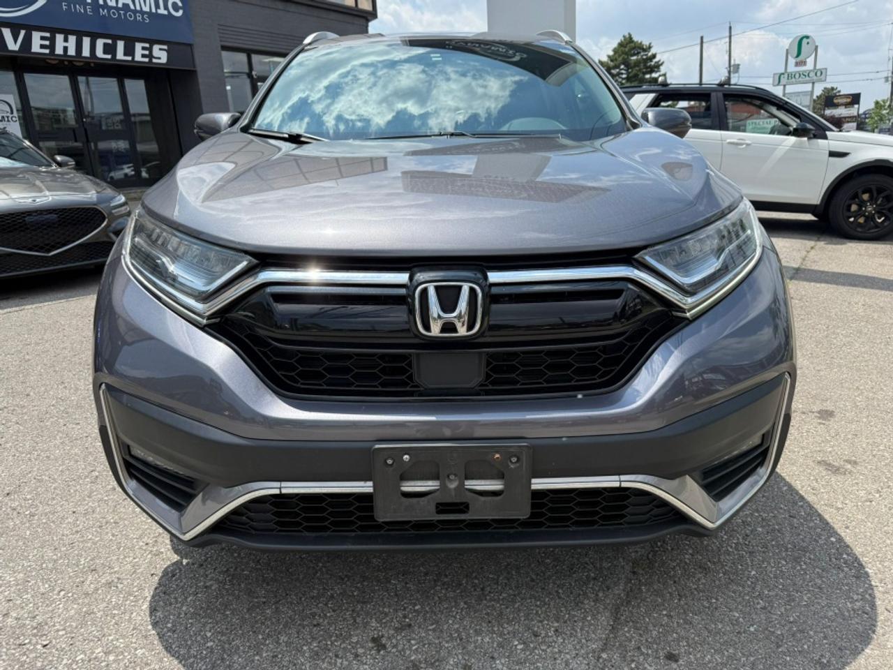 2022 Honda CR-V TOURING AWD **LOW MILEAGE** /LEATHER /SUNROOF /NAV Photo