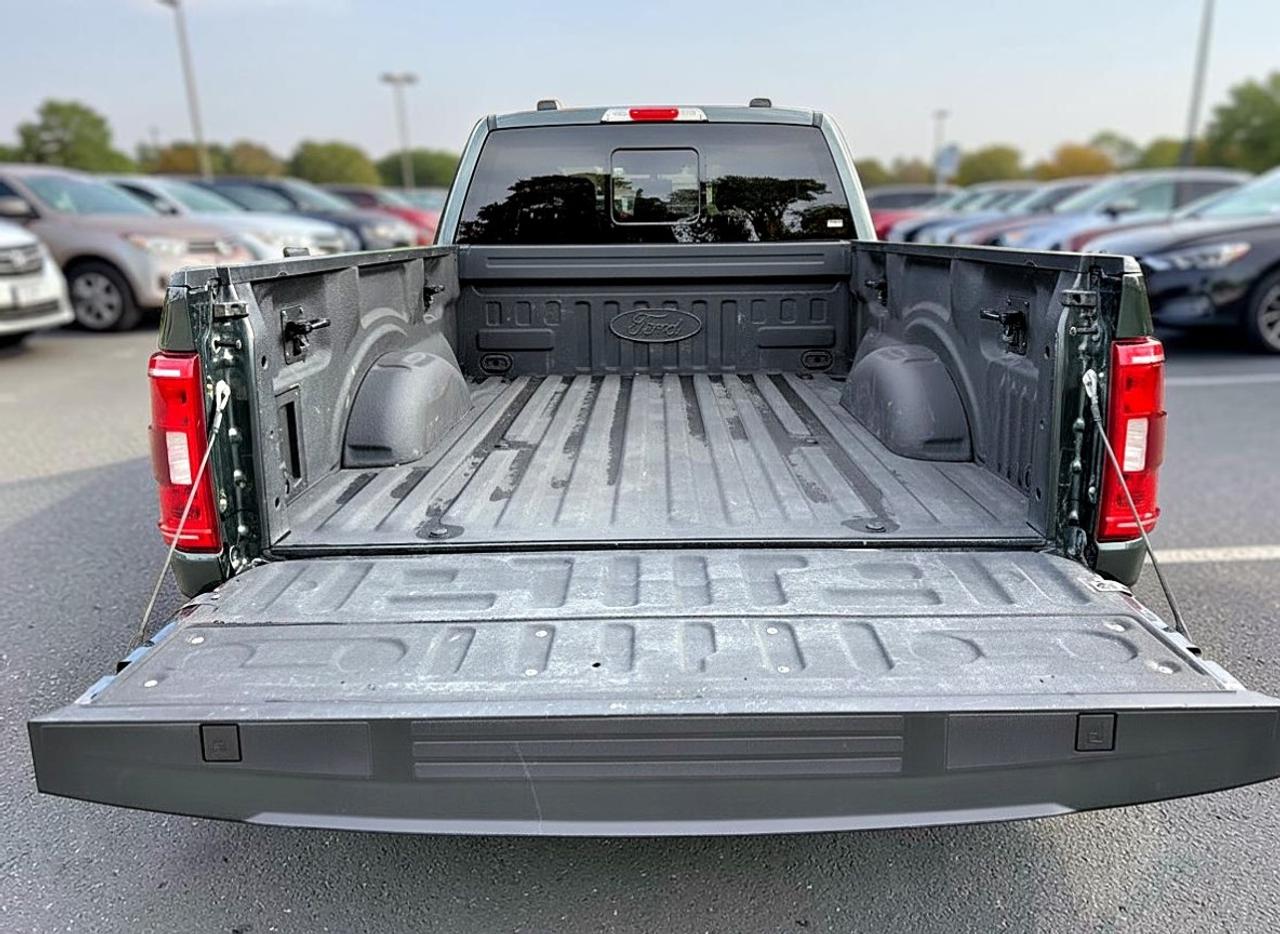 2021 Ford F-150 XLT 4WD SuperCrew 5.5' Box Photo