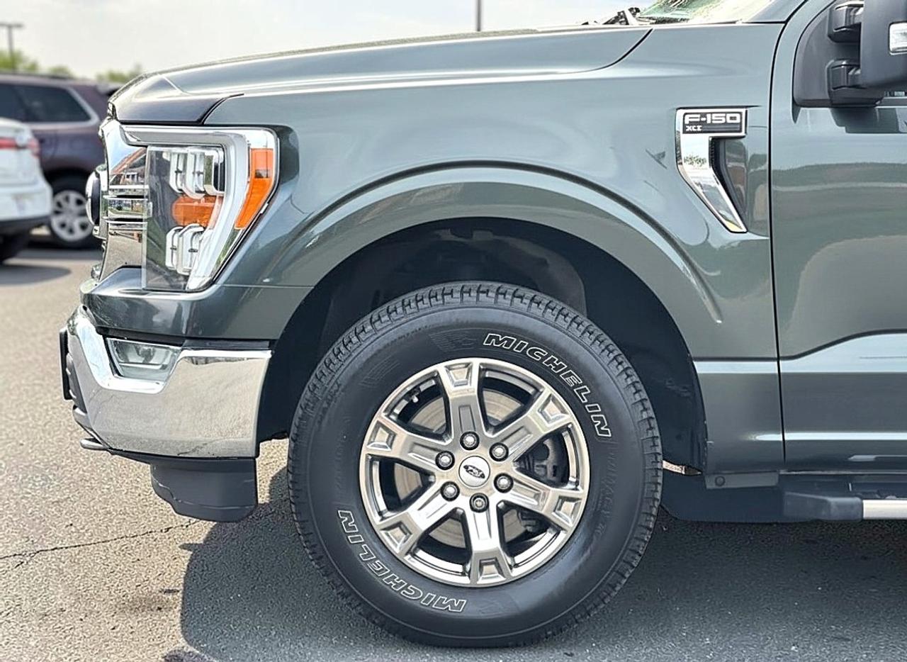 2021 Ford F-150 XLT 4WD SuperCrew 5.5' Box Photo