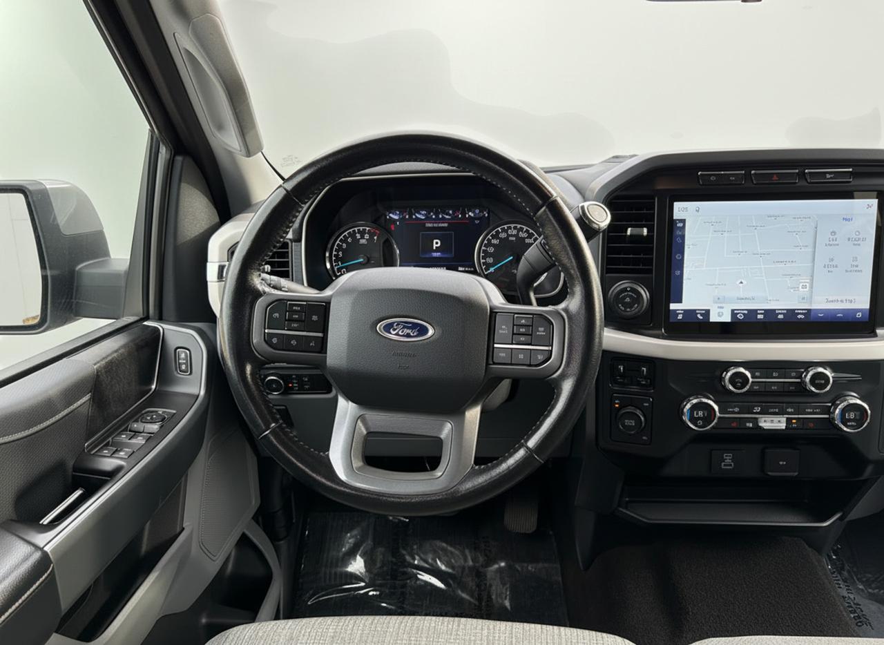 2021 Ford F-150 XLT 4WD SuperCrew 5.5' Box Photo