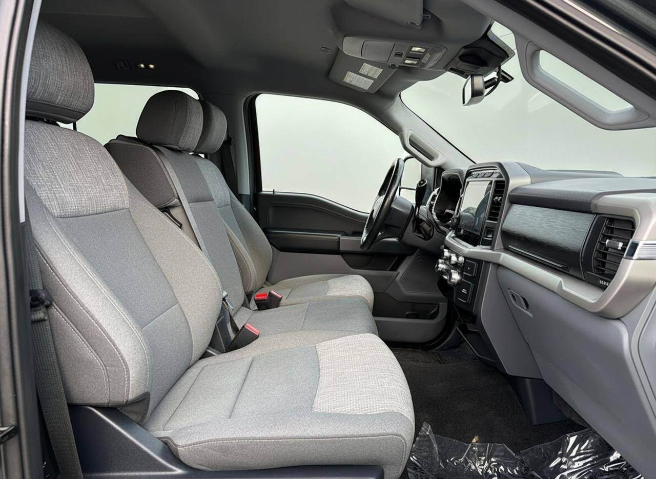 2021 Ford F-150 XLT 4WD SuperCrew 5.5' Box Photo