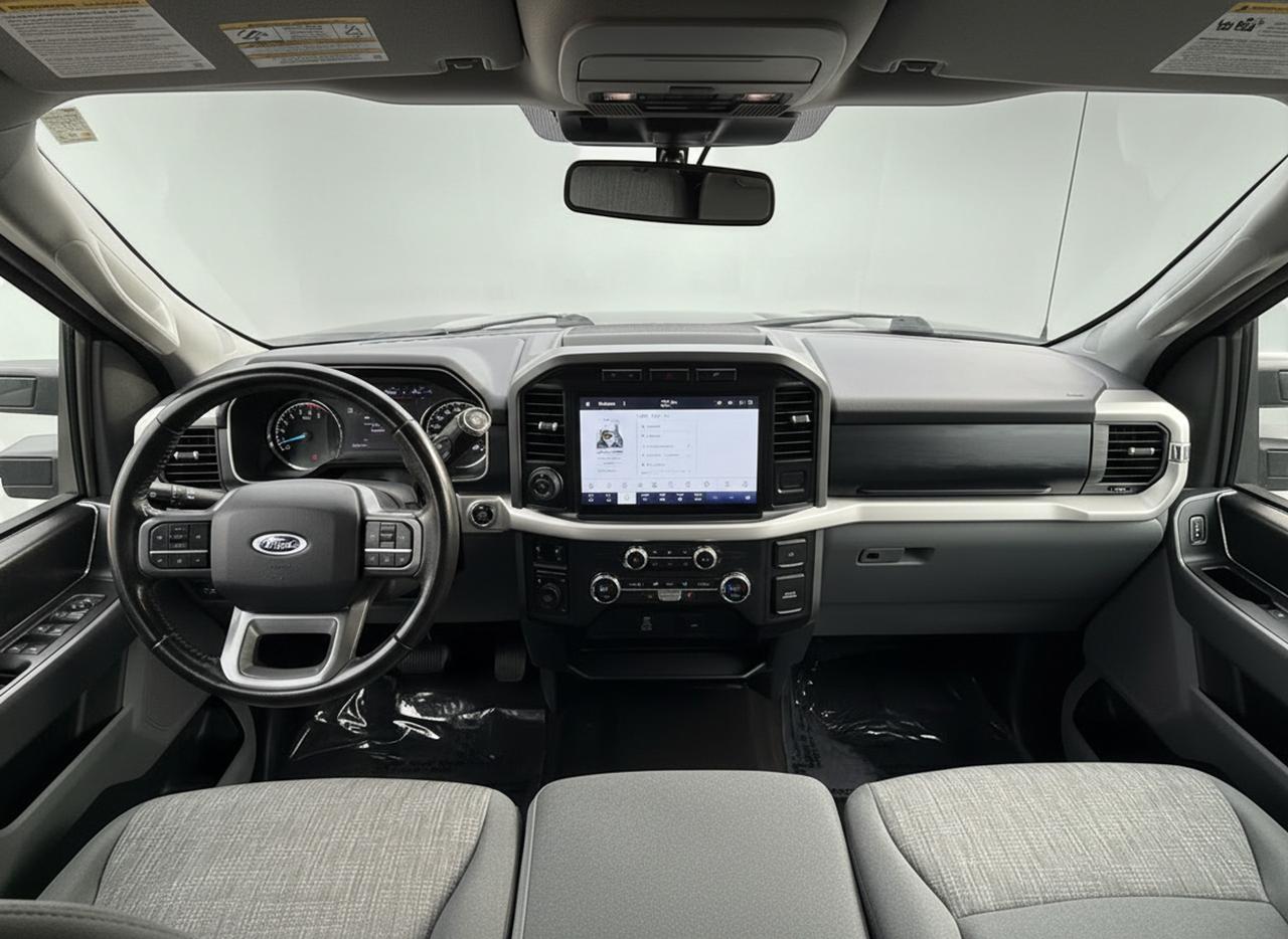 2021 Ford F-150 XLT 4WD SuperCrew 5.5' Box Photo