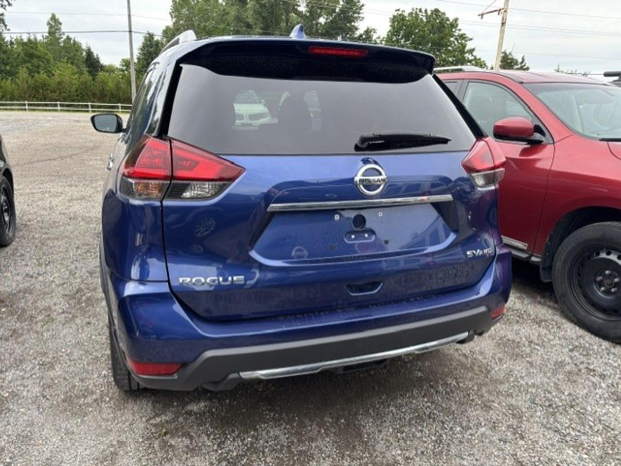 2020 Nissan Rogue AWD SV - Photo #2