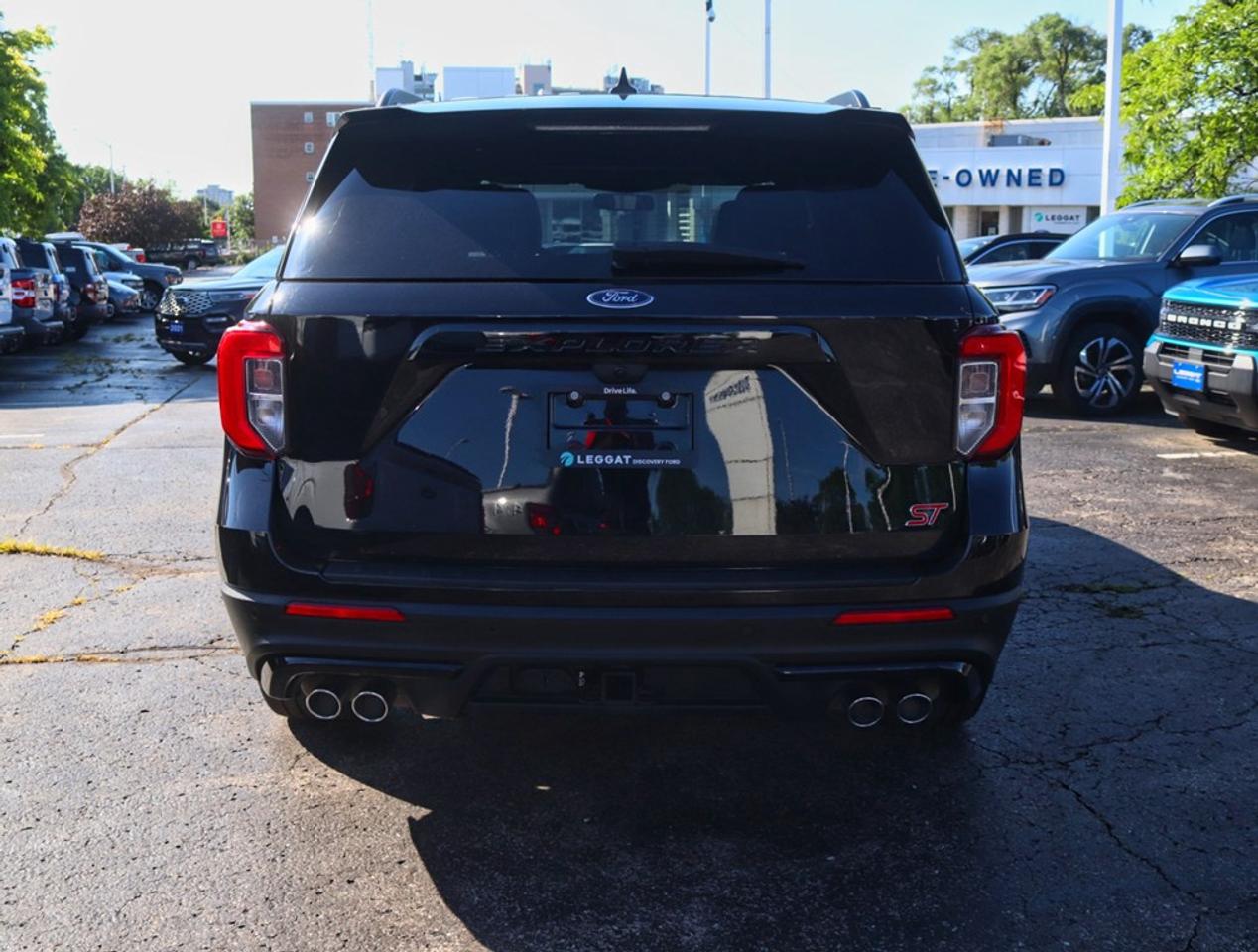2023 Ford Explorer ST | 4WD | 3.0L | ROOF | TECH PKG | 360 | 21s Photo