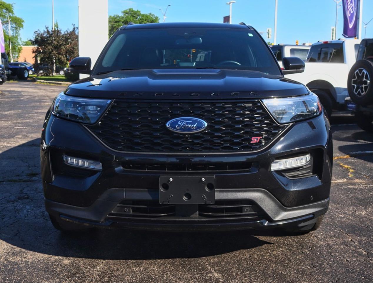 2023 Ford Explorer ST | 4WD | 3.0L | ROOF | TECH PKG | 360 | 21s Photo