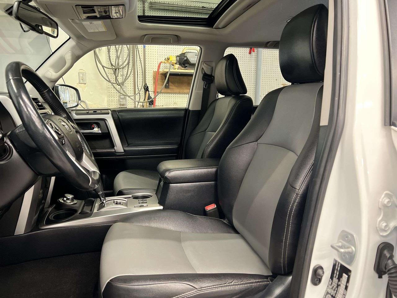 2018 Toyota 4Runner 4X4 | 7-PASS | HTD LEATHER |SUNROOF | ALLOYS | NAV Photo
