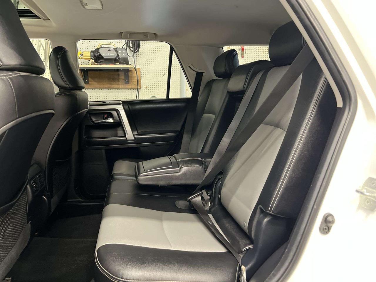 2018 Toyota 4Runner 4X4 | 7-PASS | HTD LEATHER |SUNROOF | ALLOYS | NAV Photo