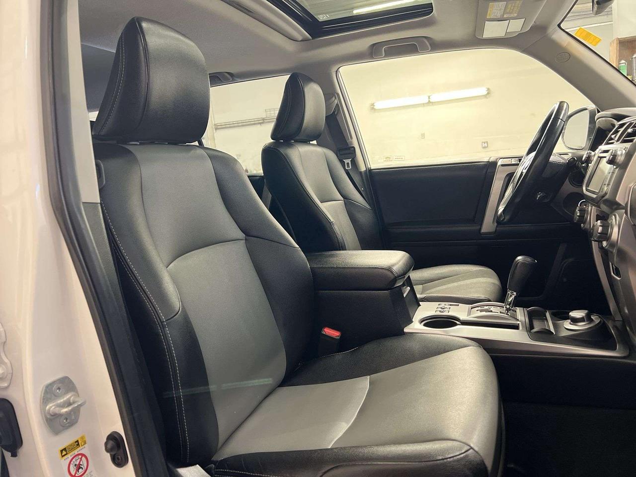 2018 Toyota 4Runner 4X4 | 7-PASS | HTD LEATHER |SUNROOF | ALLOYS | NAV Photo