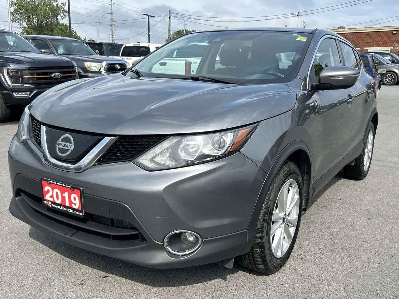 2019 Nissan Qashqai SV AWD | SUNROOF | HTD SEATS | CARPLAY | ALLOYS Photo0