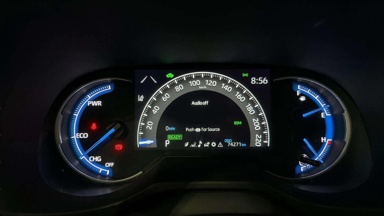 2023 Toyota RAV4 LE HYBRID | AWD | HEATED SEATS | CARPLAY | Photo