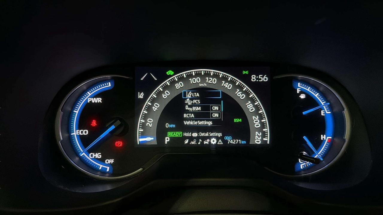 2023 Toyota RAV4 LE HYBRID | AWD | HEATED SEATS | CARPLAY | Photo