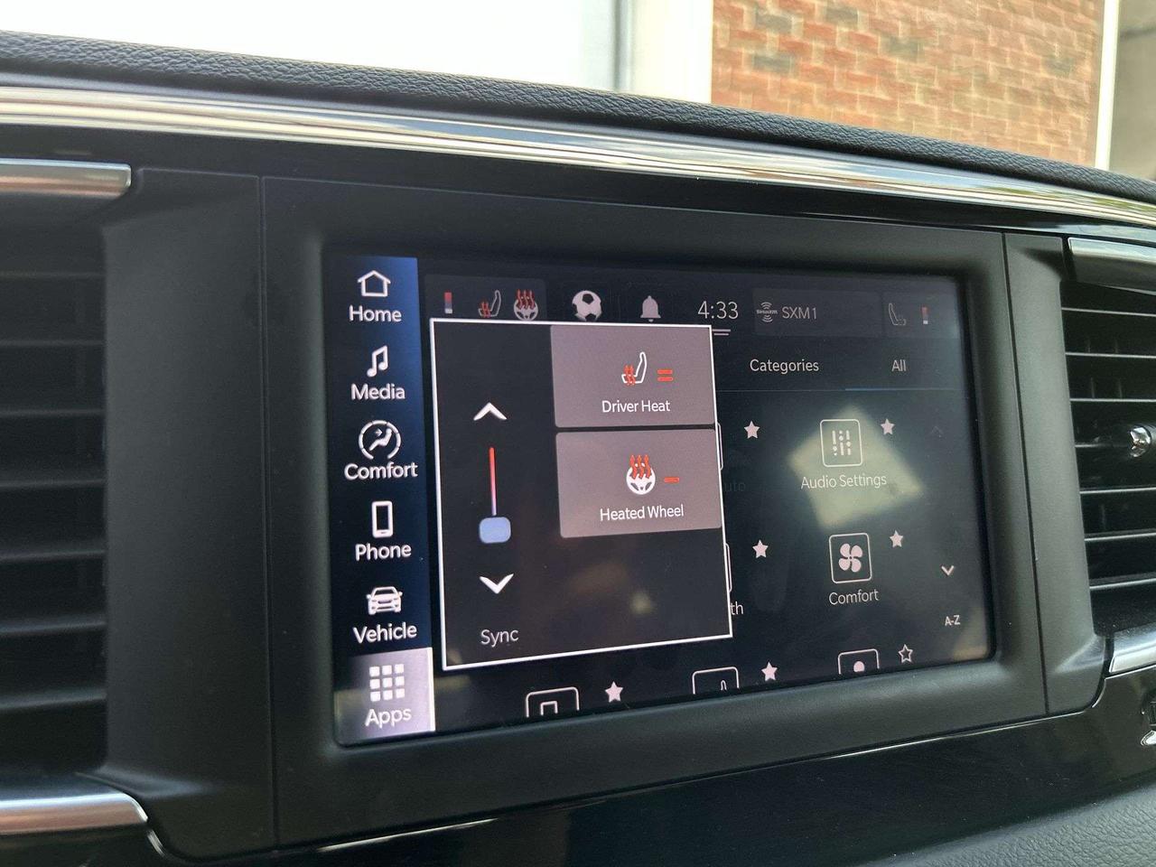 2024 Dodge Grand Caravan 7-PASS | HTD SEATS | CARPLAY | REMOTE START | A/C Photo2