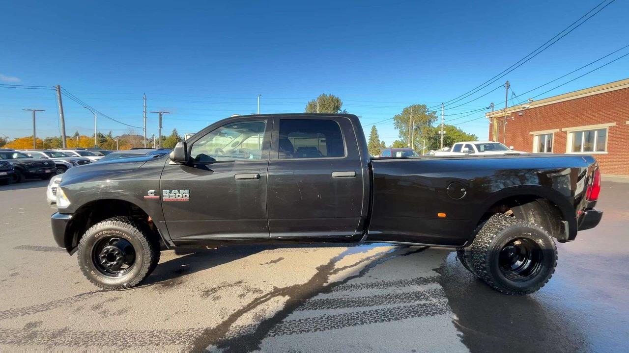 2016 RAM 3500 DUALLY 4X4 |CREW |LOW KMS! | 6.7L CUMMINS |8FT BOX Photo