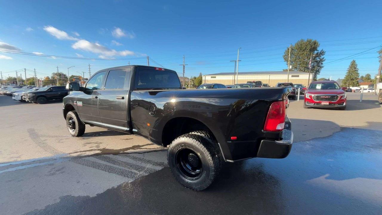 2016 RAM 3500 DUALLY 4X4 |CREW |LOW KMS! | 6.7L CUMMINS |8FT BOX Photo