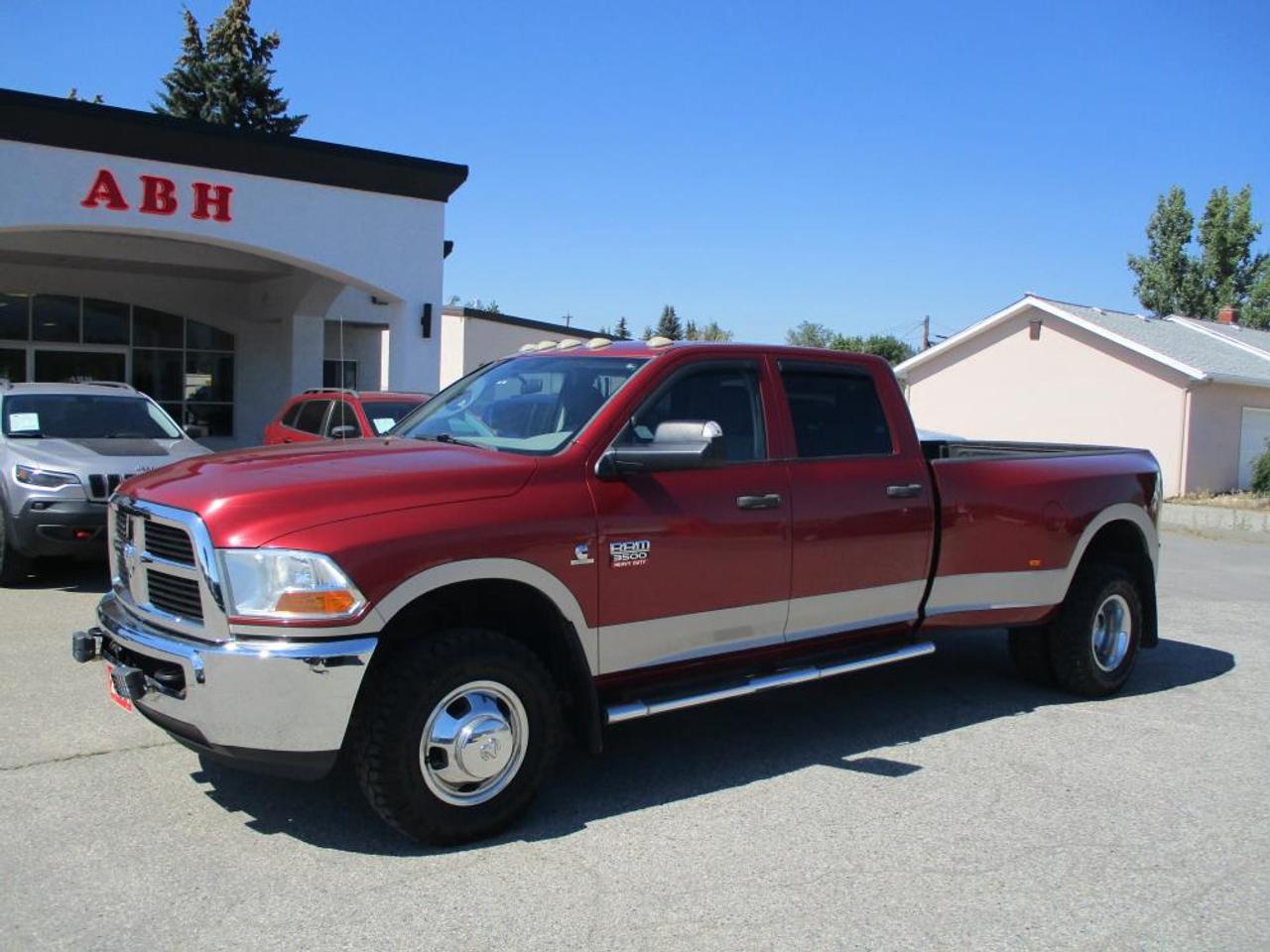 2011 RAM 3500 ST CREW CAB 4X4 Photo