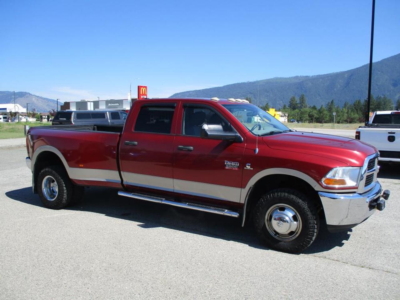 2011 RAM 3500 ST CREW CAB 4X4 Photo