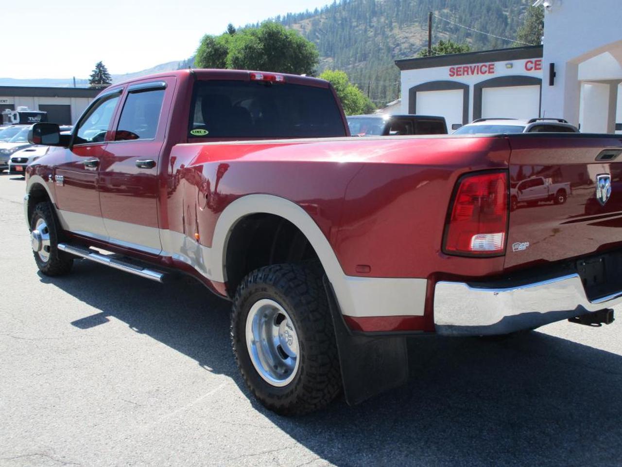 2011 RAM 3500 ST CREW CAB 4X4 - Photo #5