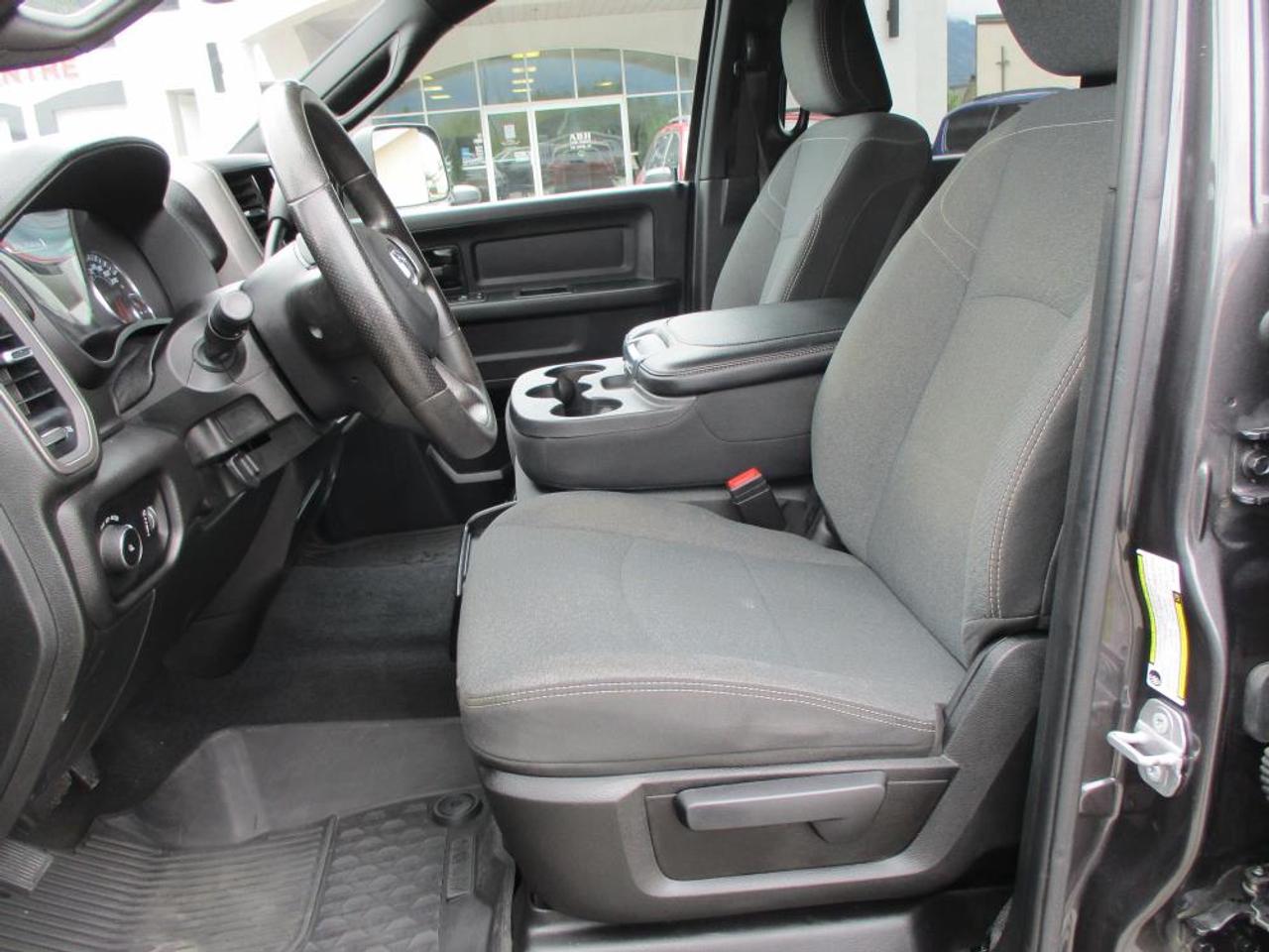 2022 RAM 3500 TRADESMAN CREW 4X4 - Photo #13